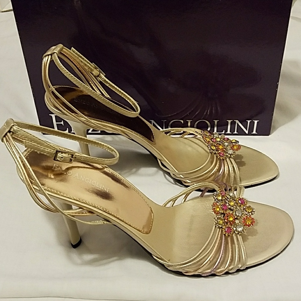 *SOLD* Enzo Angiolini Champagne Crystal Flowers